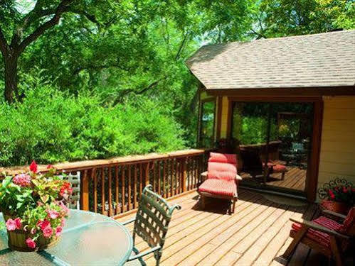 Creekhaven Inn & Spa Wimberley Exteriör bild
